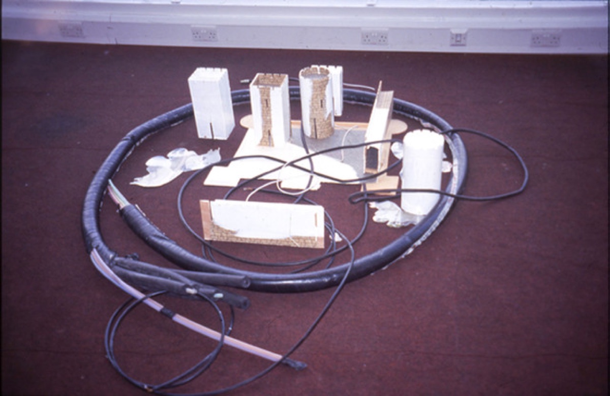 Installation Detail, Siege, 1997